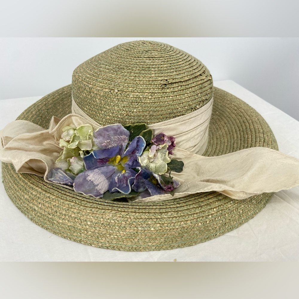 Toucan Straw hat  light green, spray of flowers‎ on raw silk ribbon